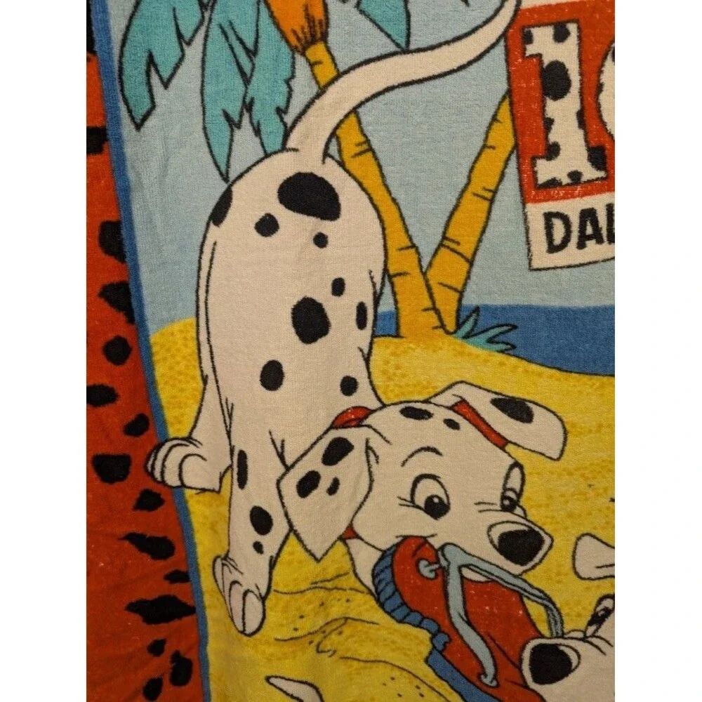 Vintage 90s Franco Walt Disney‎ 101 Dalmatians Graphic Beach Day Towel 58